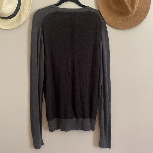 Vintage Guess Cardigan - Picture 5 of 11